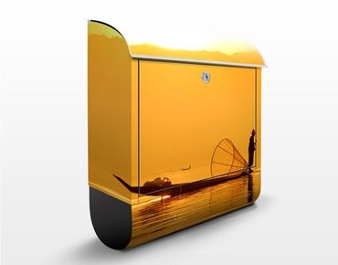 Wandbriefkasten - Fischer im Sonnenaufgang - Briefkasten Gelb