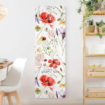 Klädhängare vägg träpanel - Ladybird With Poppies In Watercolour