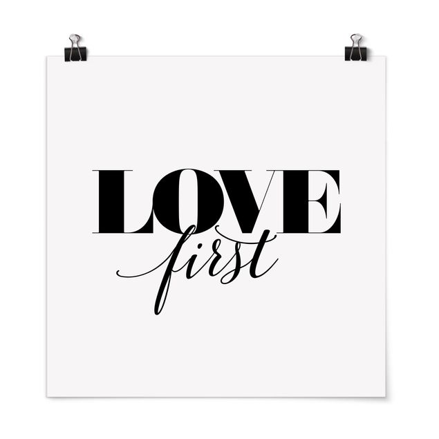 Tavlor kära Love First