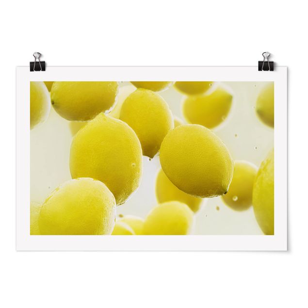 Tavlor Lemons In Water