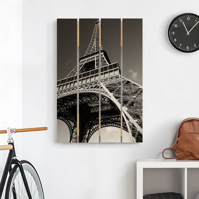 Tavlor Eiffel tower