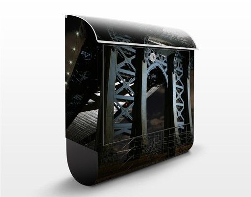 Brevlådor svart Manhattan Bridge At Night