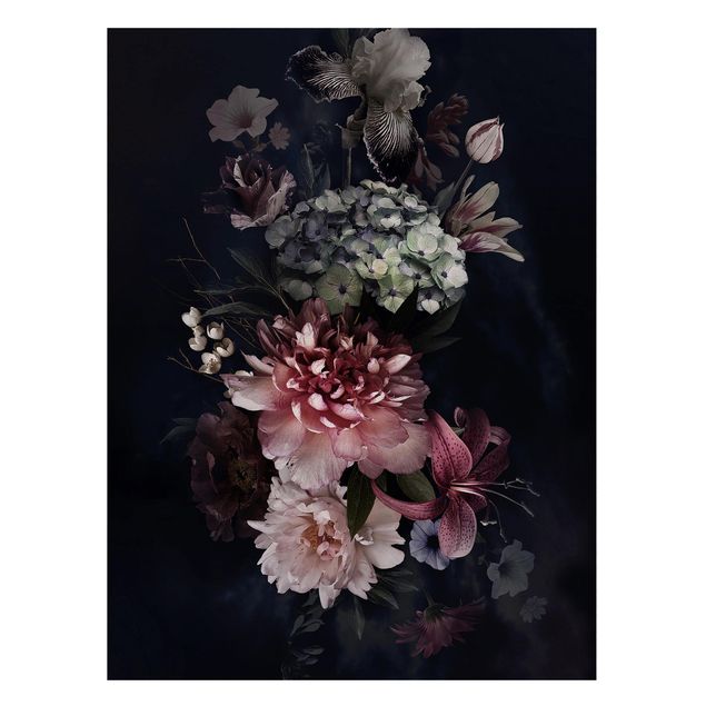 Magnettavla blommor  Flowers With Fog On Black