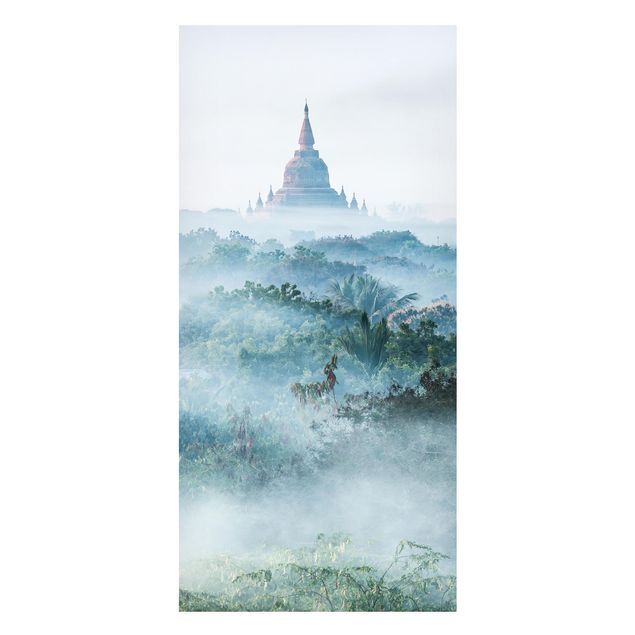 Kök dekoration Morning Fog Over The Jungle Of Bagan