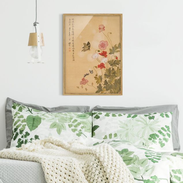 Tavlor med ram konstutskrifter Yuanyu Ma - Poppy Flower And Butterfly