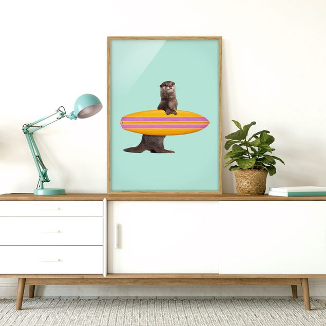 Tavlor med ram konstutskrifter Otter With Surfboard