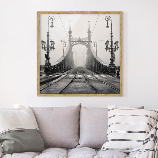 Tavlor med ram svart och vitt Bridge in Budapest