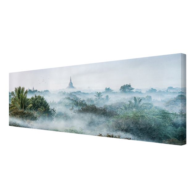 Tavlor djungel Morning Fog Over The Jungle Of Bagan