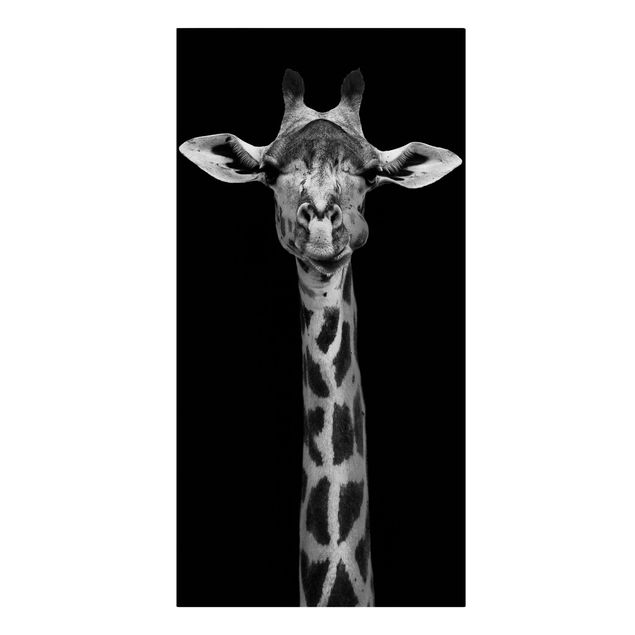 Canvastavlor djur Dark Giraffe Portrait