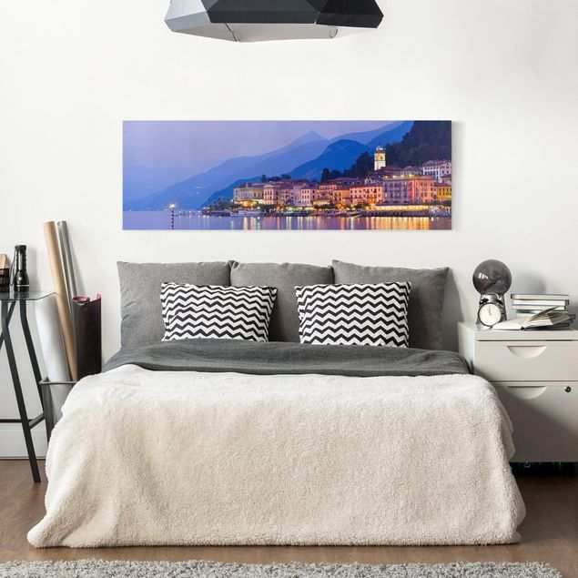Canvastavlor bergen Bellagio On Lake Como