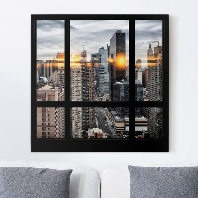 Tavlor New York Windows Overlooking New York With Sun Reflection