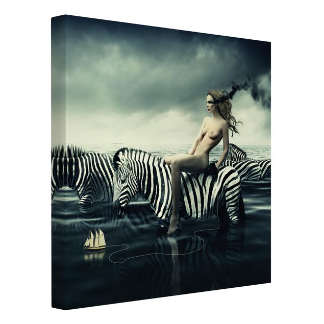 Tavlor naken och erotik Woman Posing With Zebras