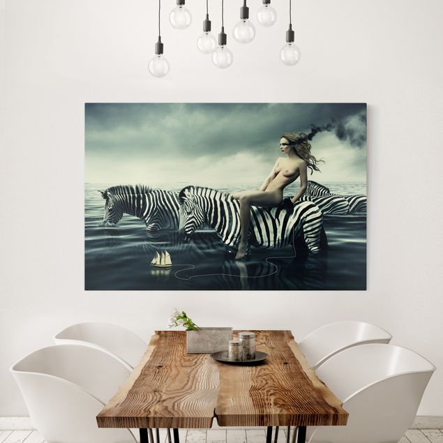 Canvastavlor zebror Woman Posing With Zebras