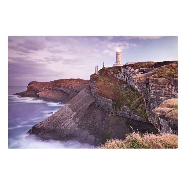 Tavlor hav Cliffs and lighthouse