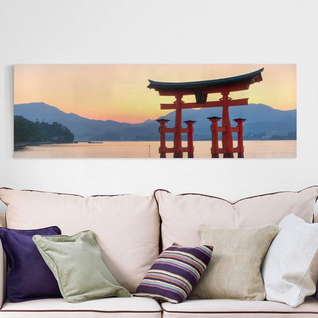 Canvastavlor Asien Torii At Itsukushima