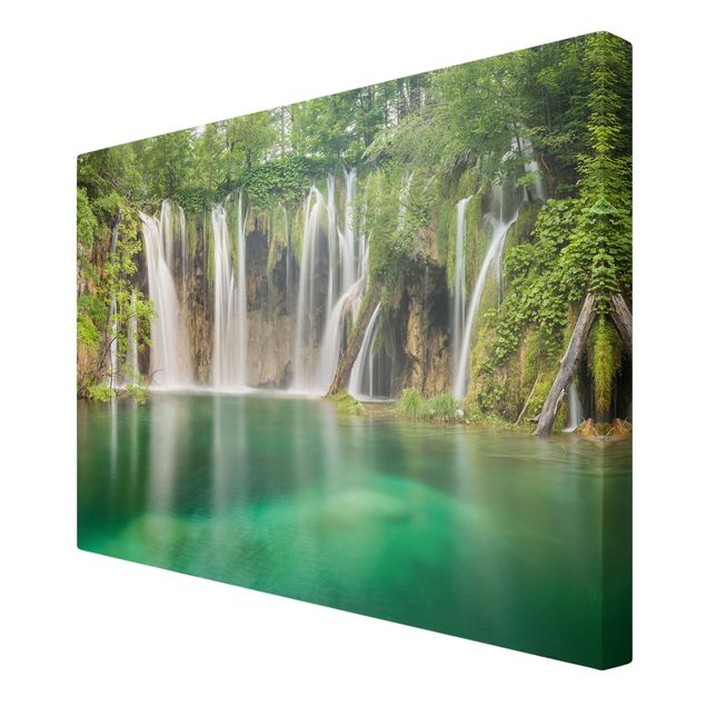 Canvastavlor skogar Waterfall Plitvice Lakes