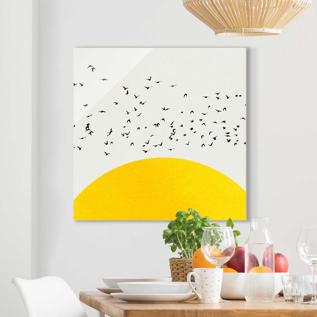 Kök dekoration Flock Of Birds In Front Of Yellow Sun