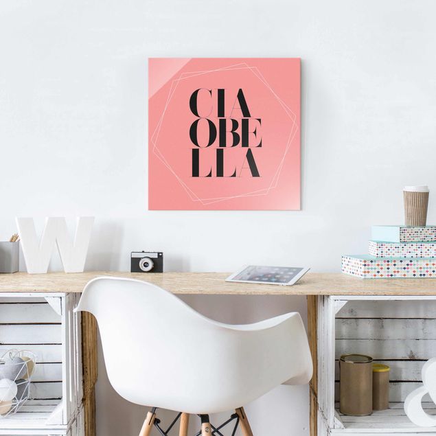 Glastavlor ordspråk Ciao Bella In Hexagons Light Pink Backdrop
