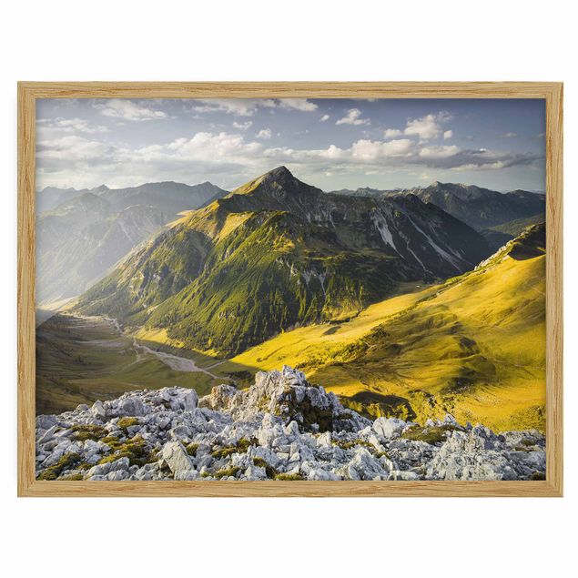 Tavlor med ram landskap Mountains And Valley Of The Lechtal Alps In Tirol