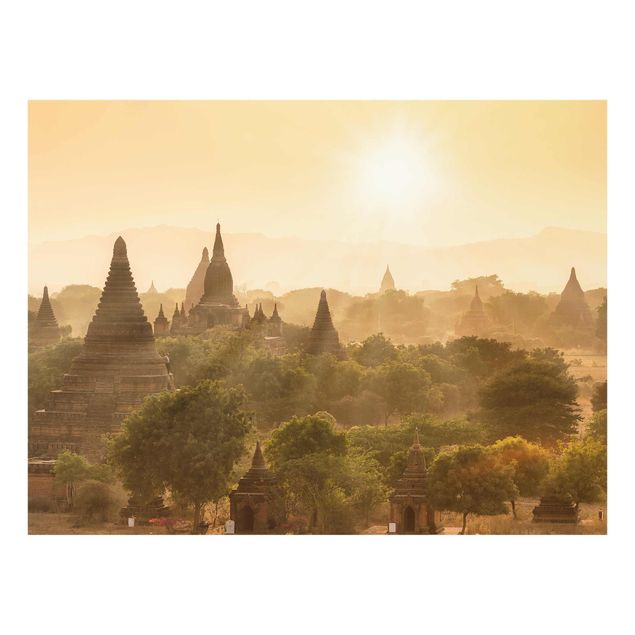 Glastavlor arkitektur och skyline Sun Setting Over Bagan