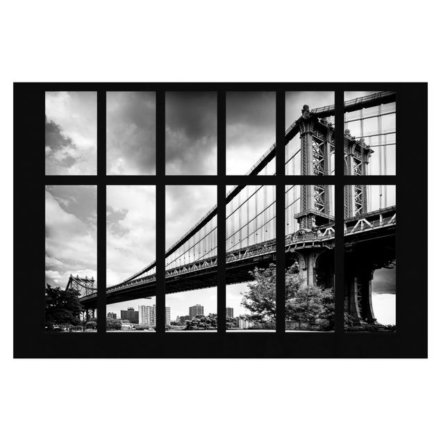 Tapeter Window Manhattan Bridge NY