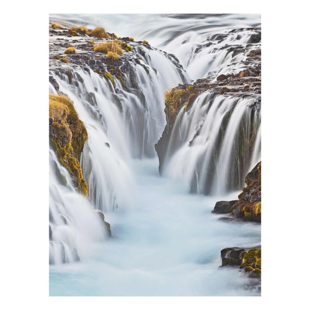 Tavlor natur Brúarfoss Waterfall In Iceland