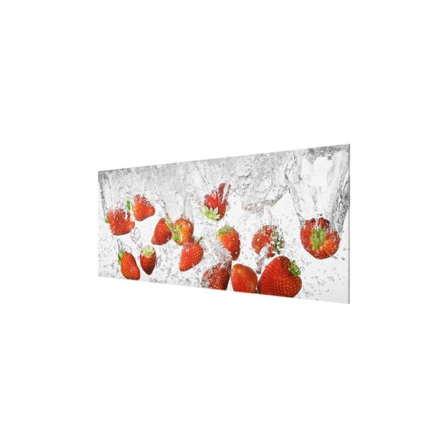 Magnettafel Glas Fresh Strawberries In Water