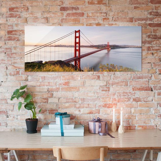 Tavlor arkitektur och skyline Golden Gate Bridge In San Francisco