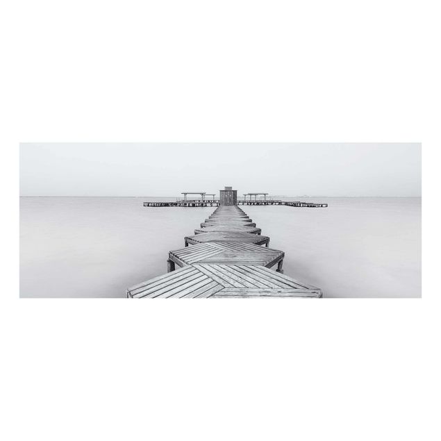 Glastavlor landskap Wooden Pier In Black And White
