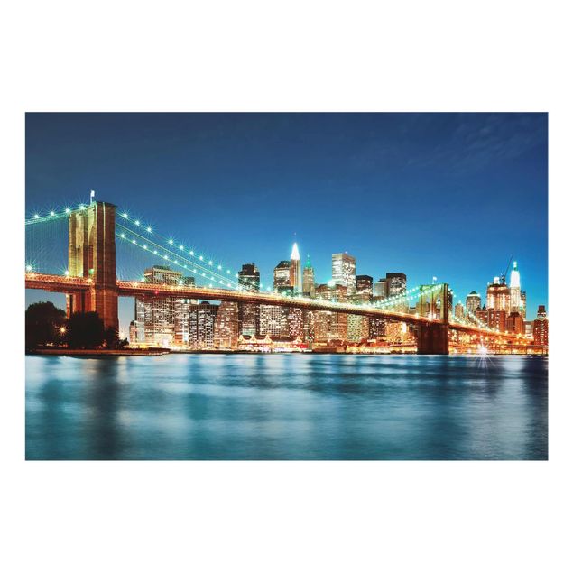 Glastavlor arkitektur och skyline Nighttime Manhattan Bridge
