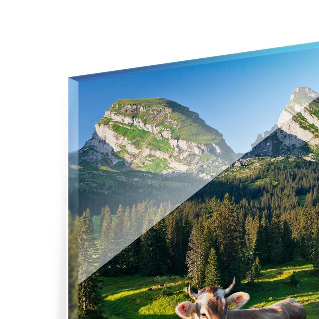 Glastavlor djur Swiss Alpine Meadow With Cow