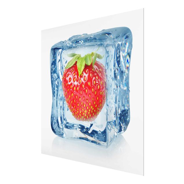 Glas Magnetboard Strawberry In Ice Cube