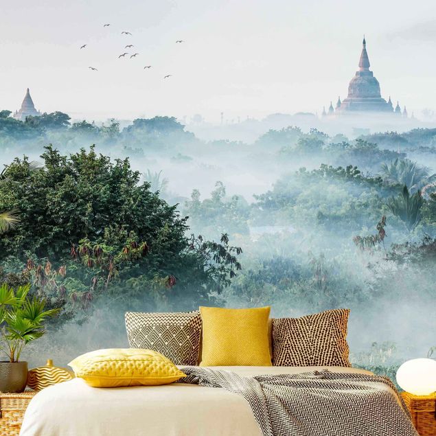 Tapeter modernt Morning Fog Over The Jungle Of Bagan