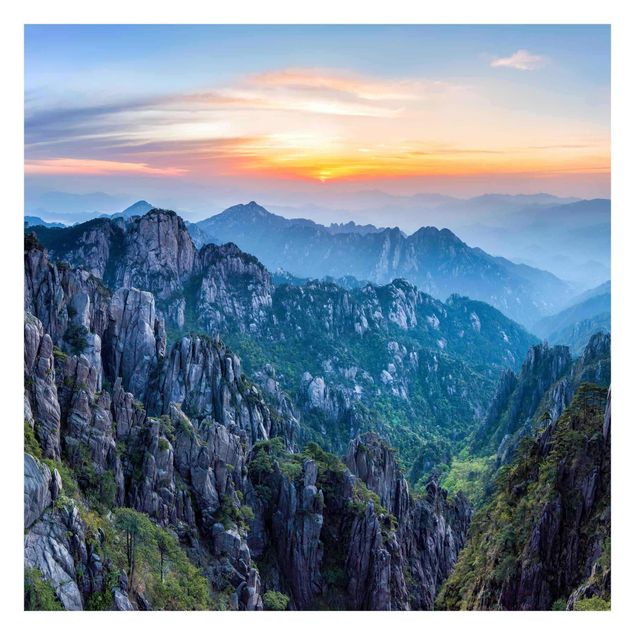 Fototapeter blå Rising Sun Over The Huangshan Mountains