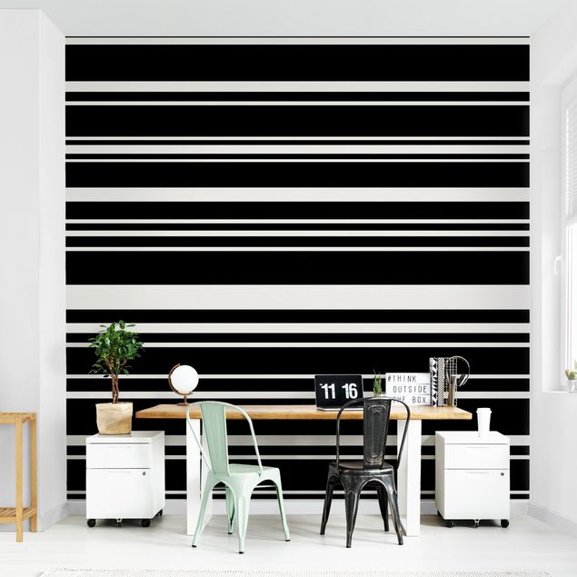 Tapeter modernt Stripes On Black Backdrop