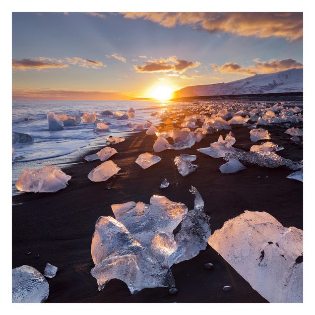Fototapeter blå Chunks Of Ice On The Beach Iceland