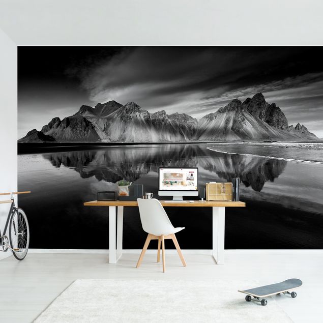Fototapeter svart och vitt Vesturhorn In Iceland