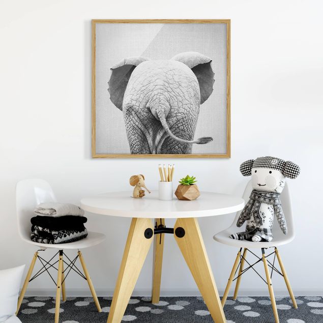 Tavlor med ram svart och vitt Baby Elephant From Behind Black And White