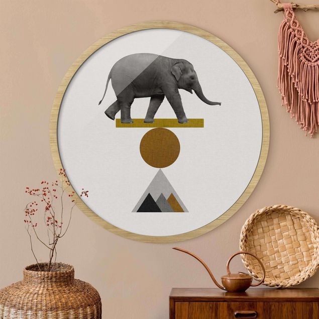 Tavlor runt Art Of Balance Elephant