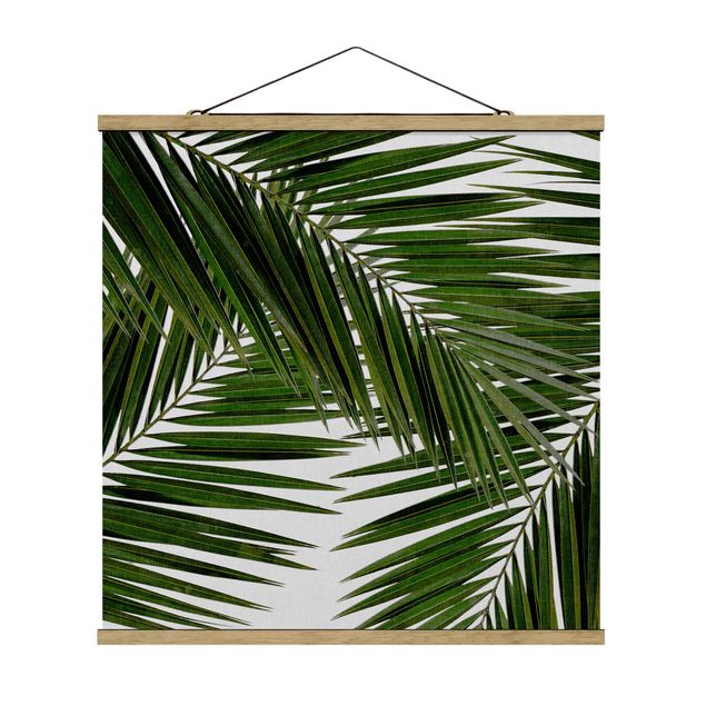 Tavlor blommor  View Through Green Palm Leaves
