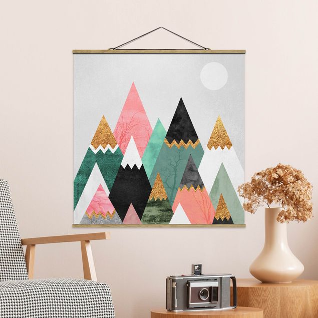 Kök dekoration Triangular Mountains With Gold Tips