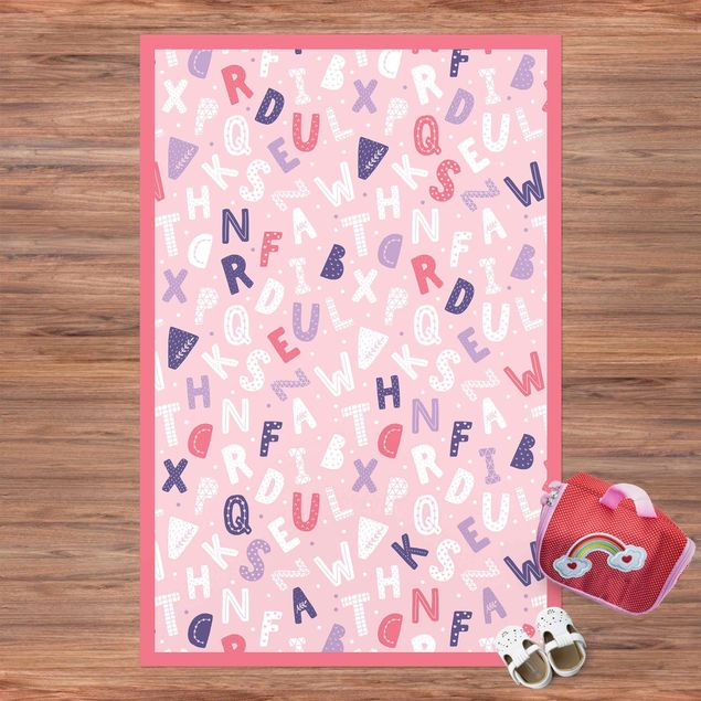 balkongmattor Alphabet With Hearts And Dots In Light Pink With Frame