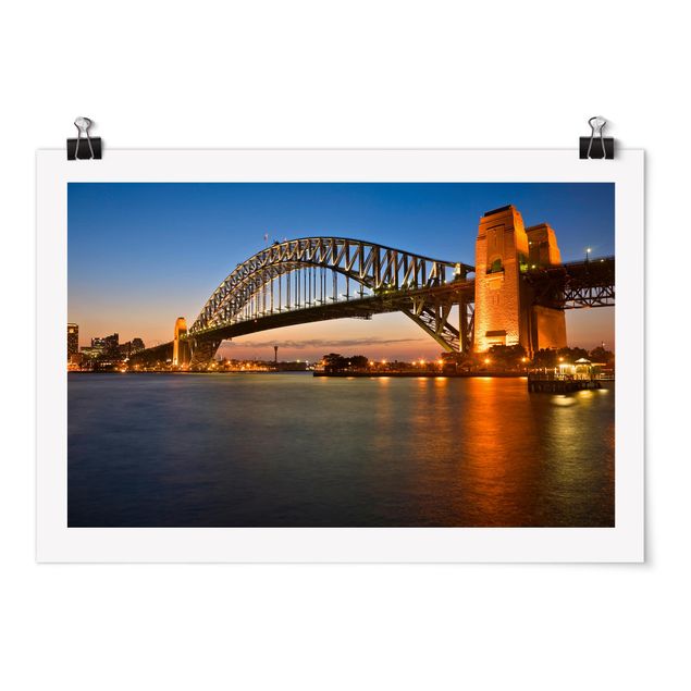 Tavlor arkitektur och skyline Harbor Bridge In Sydney