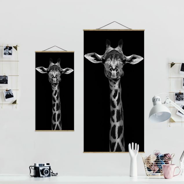 Tavlor svart och vitt Dark Giraffe Portrait