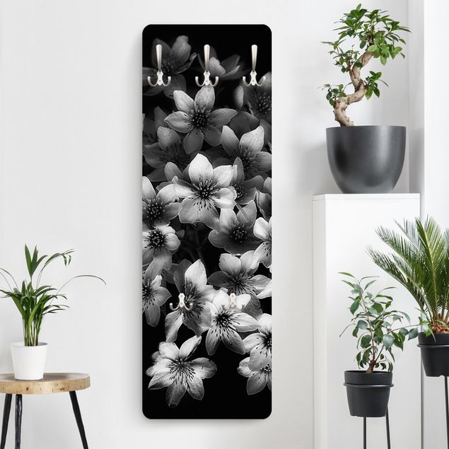 Klädhängare vägg blommor  Dark Clematis Bunch