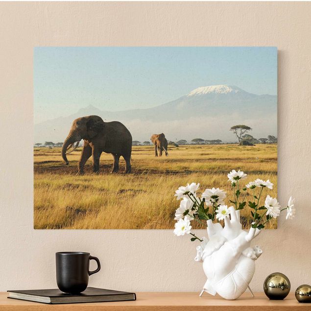 Kök dekoration Elephants In Front Of Kilimanjaro In Kenya