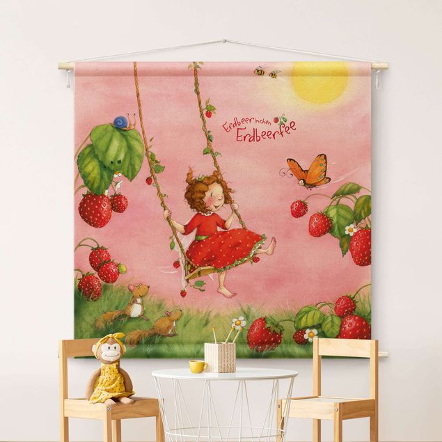 Modern väggbonad The Strawberry Fairy - Tree Swing