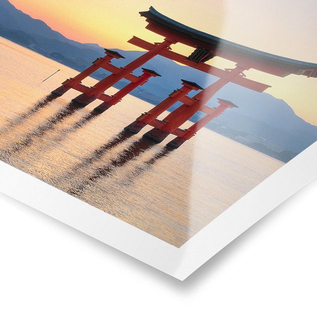 Tavlor arkitektur och skyline Torii At Itsukushima