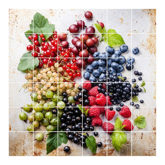 Kakel klistermärken färgglada Mixture Of Berries On Metal