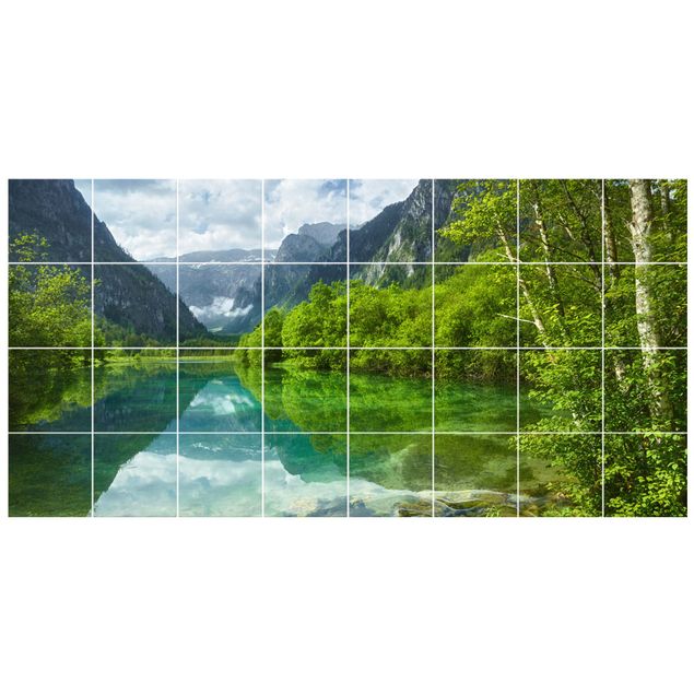 Kakel klistermärken grön Mountain Lake With Water Reflection
